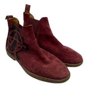 Steve Madden Highline Chelsea Boots Personalized Size 8M Riffle Gun Control Logo